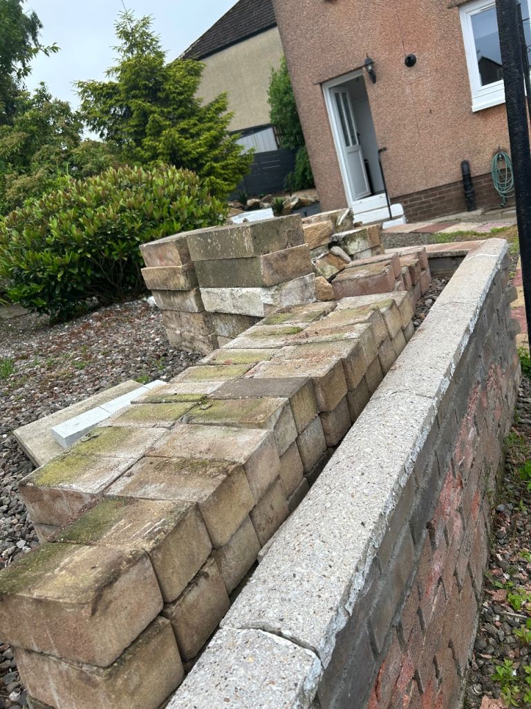 Garden Edging Bricks/Blocks – Various Sizes