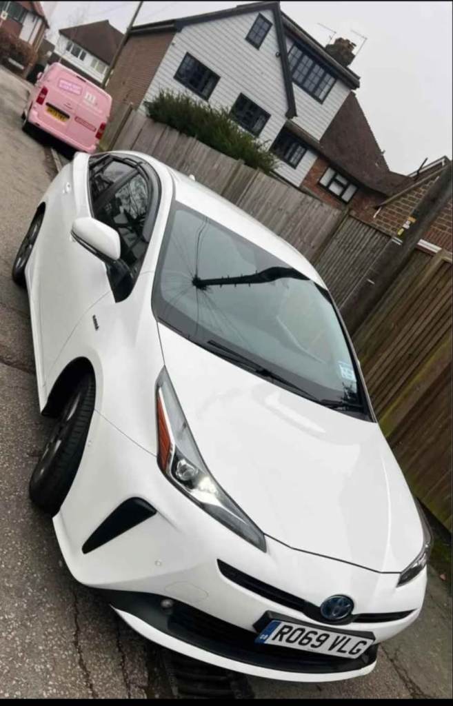 Toyota prius 2020( Nov 19)