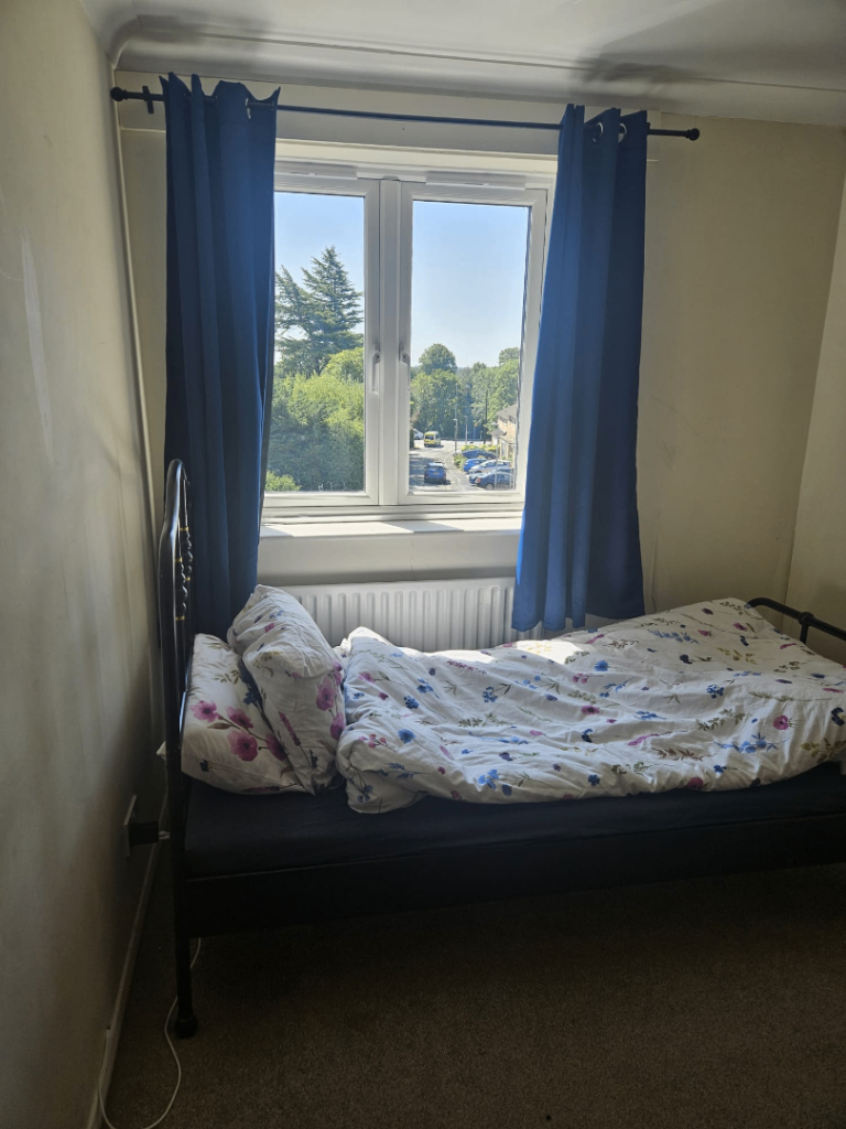Spacious and Cosy Single Room for Rent in - RG1 6LB