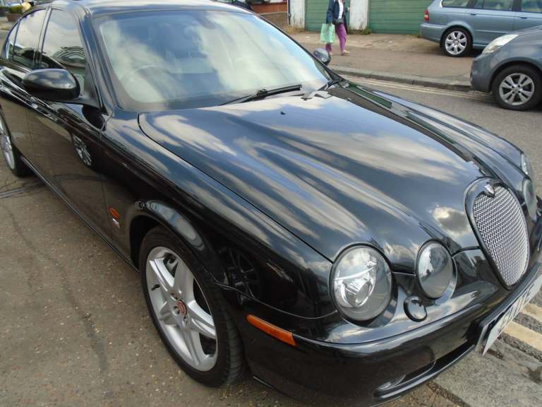 2002 Jaguar S-Type 4.2 V8 R 4dr Auto SALOON Petrol Automatic