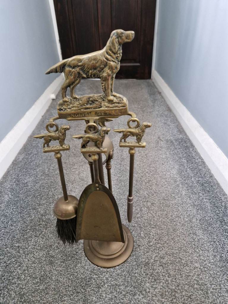 VINTAGE BRASS FIRESIDE COMPANION SET ENGLISH SETTER DOGS 