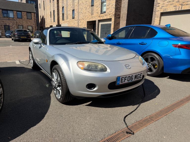 Mazda, MX-5, Convertible, 2006, Manual, 1798 (cc), 2 doors