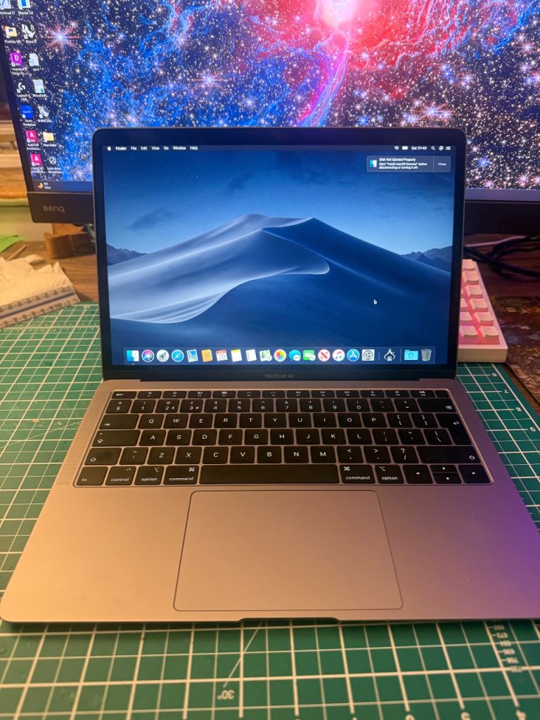 Macbook Air (new) high spec