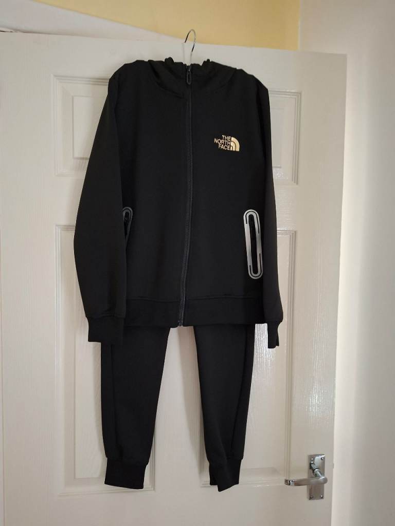 The North Face Black Tracksuit - brand new, never been worn 