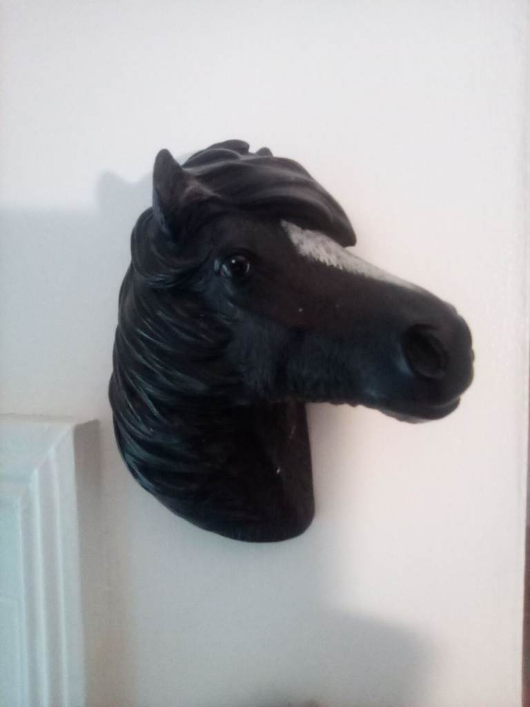 PONY WALL ORNAMENTS 3&4