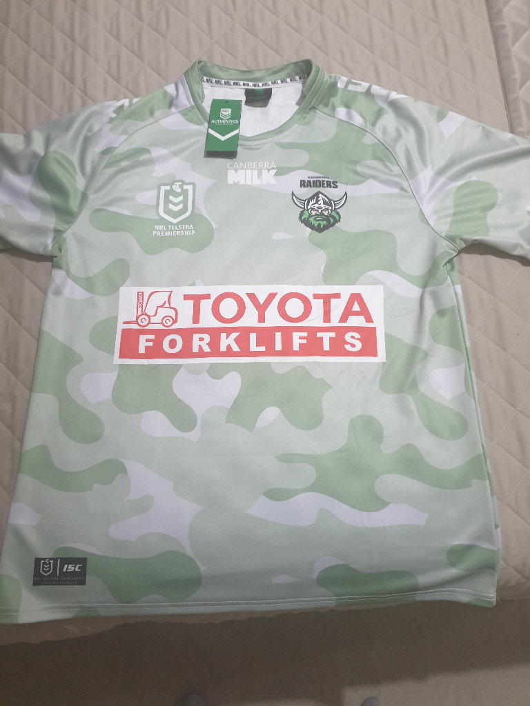 Raiders anzacs shirt xl