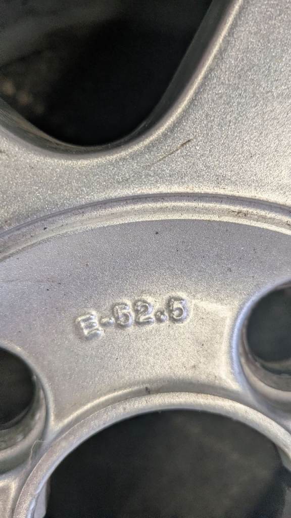 Ford fiesta 15" alloy wheels 6j et35 no tyres