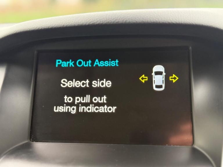 2015 Ford Focus 1.0T EcoBoost Titanium Auto Euro 6 (s/s) 5dr HATCHBACK Petrol Automatic