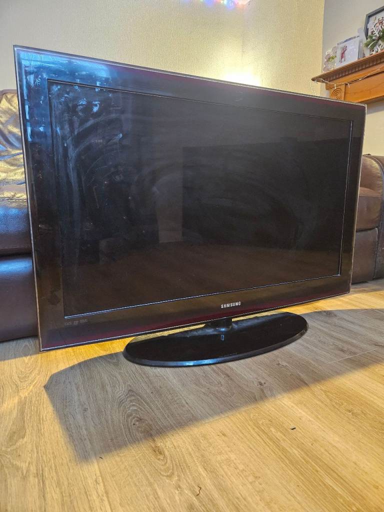 Samsung TV (old)