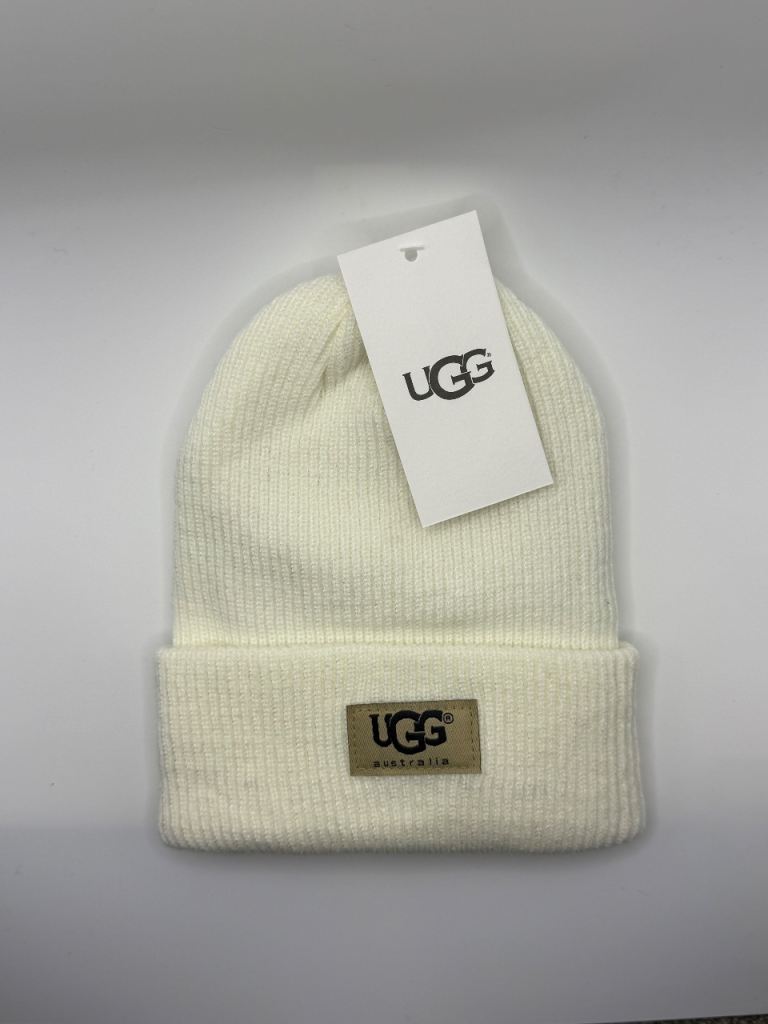 UGG cream milky white  beanie hat unisex men’s women’s 