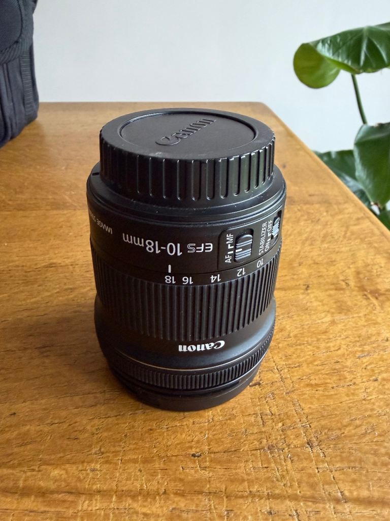 Canon EF-S 10-18mm f/4.5-5.6 IS STM lens