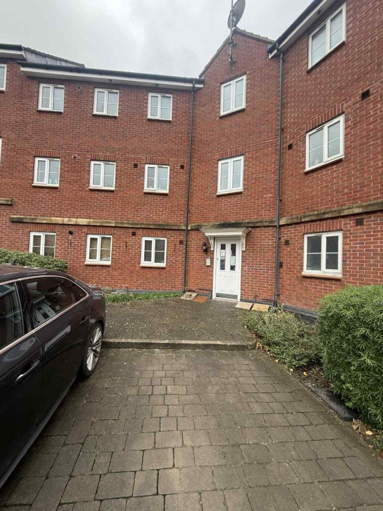 2 double bedroom flat to rent 
