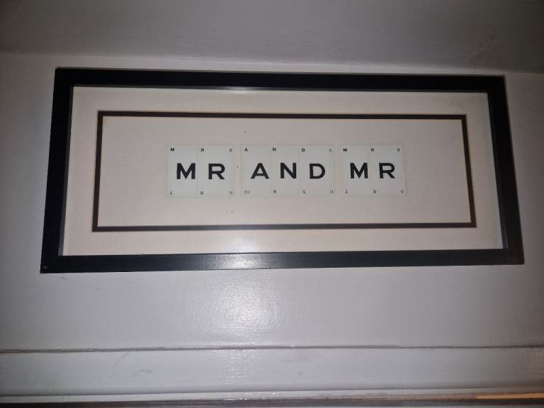 Mr and mr sign