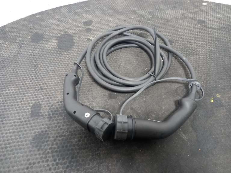 Nissan Leaf Battery Charge Charging Cable Ev Hybrid 2017-2025