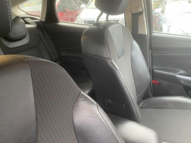 2011 Ford Focus 1.6T EcoBoost Titanium X Euro 5 (s/s) 5dr HATCHBACK Petrol Manual