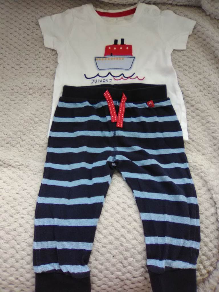 LIKE NEW JASPER CONRAN BABY OUTFIT - AGE 9/12MTHS
