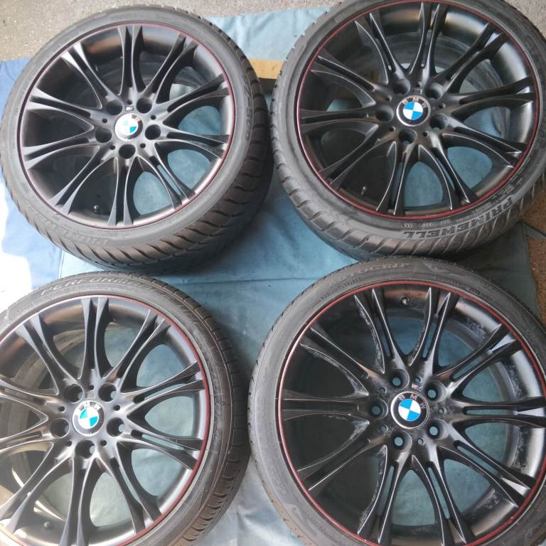 GENUINE BMW BLACK MV2 18 ALLOY WHEELS WITH GOOD TYRES FOR 1, 3 & Z SERIES
