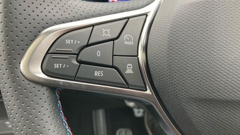 2025 Renault Symbioz 1.8 E-Tech FHEV 160 Iconic Esprit Alpine 5dr Auto Hybrid Estate Estate Hybri...