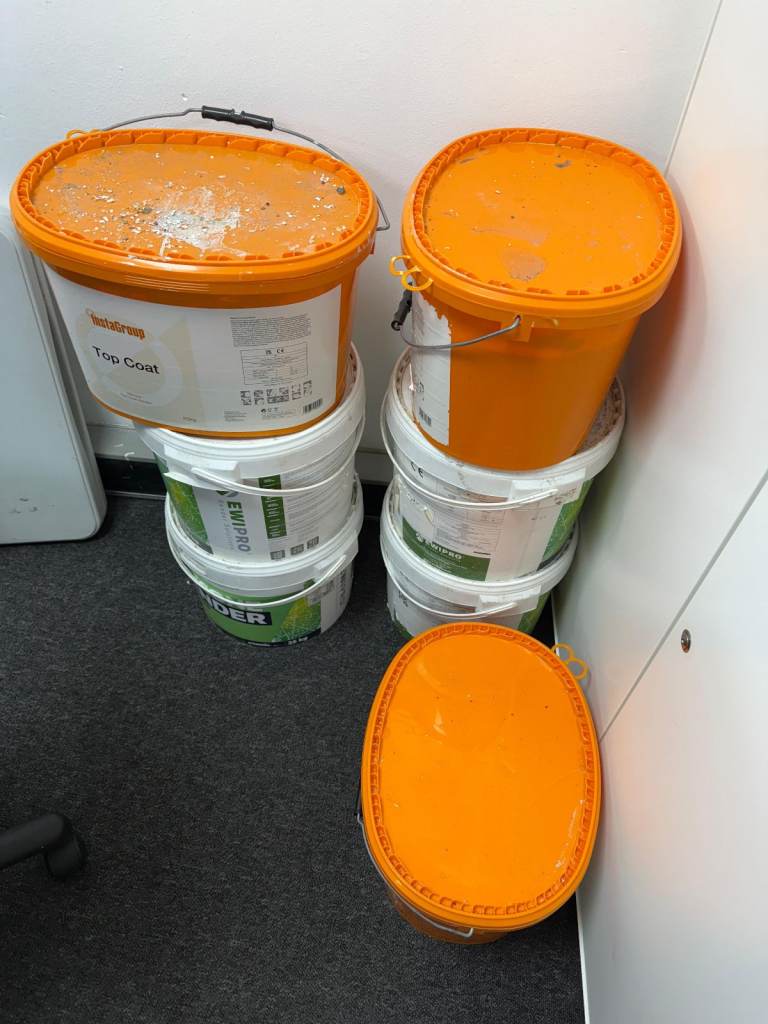 External Silicone Render (Pure White) – New & Unopened (Leftover Stock)