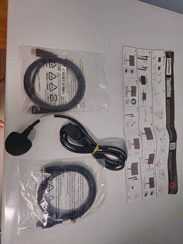 New Lenovo thinkvision T24i-30 Led full HD (1080p)