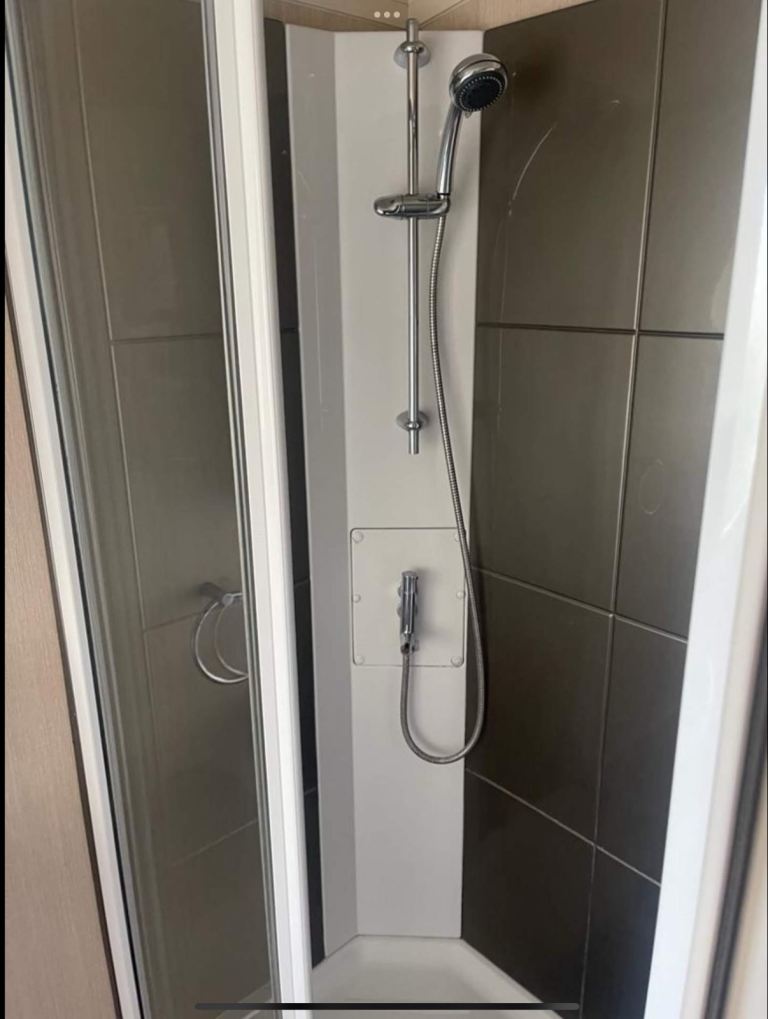 CARAVAN FOR HIRE PET FRIENDLY HAVEN CAISTER ON SEA GREAT YARMOUTH NORFOLK