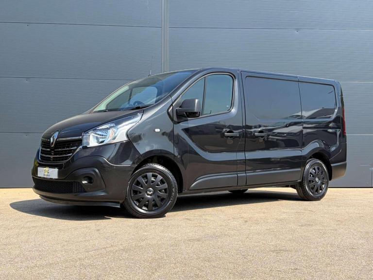 RENAULT TRAFIC 2.0 dCi ENERGY 28 Business+ SWB Standard Roof Euro 6 (s/s) 5dr