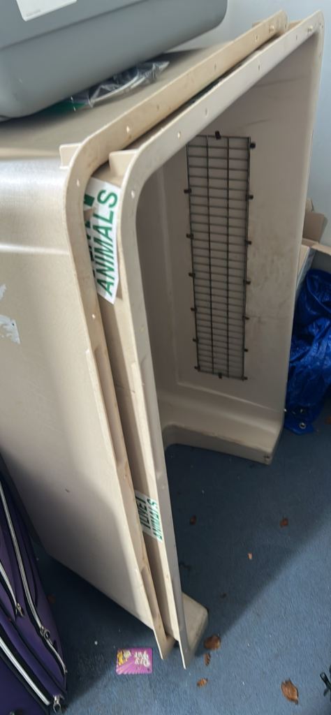 Extra Large Dog Crate/Carrier
