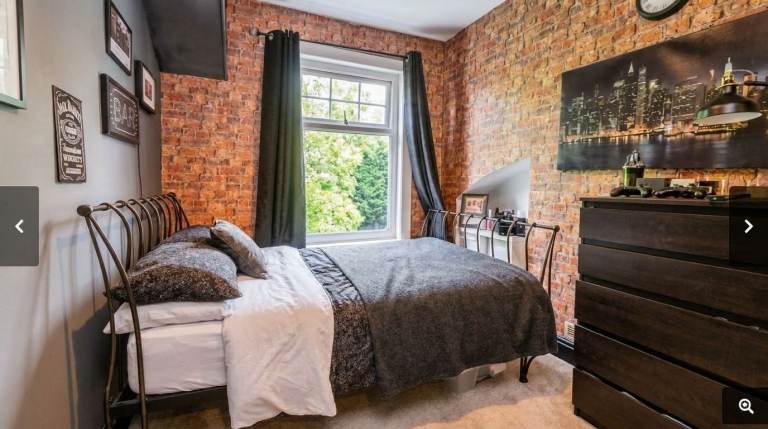 London's loss, Birmingham's gain! 🙌 Rooms for £10/week service charge. 🎉