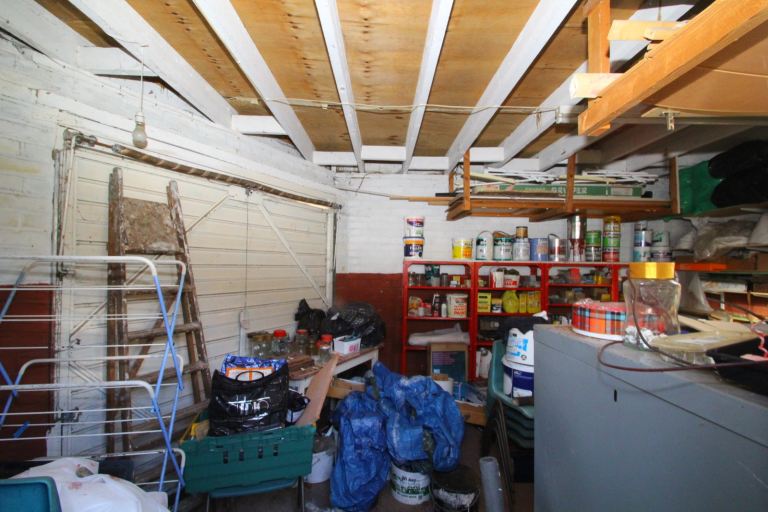 Chain free! Hane Estate Agents are pleased to offer a spacious 4 bedroom semi-detached house. 