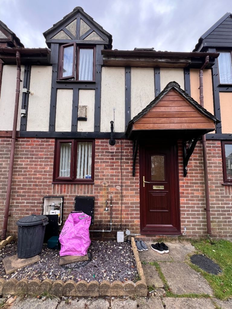 2 bedroom house  Swansea