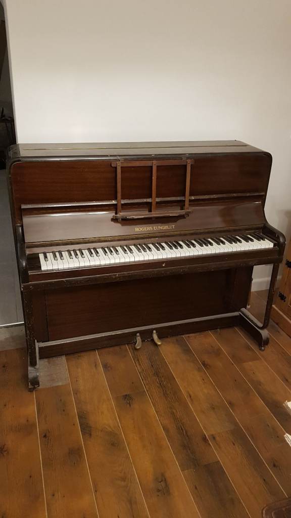 Piano traditional  Rogers Eungblut 