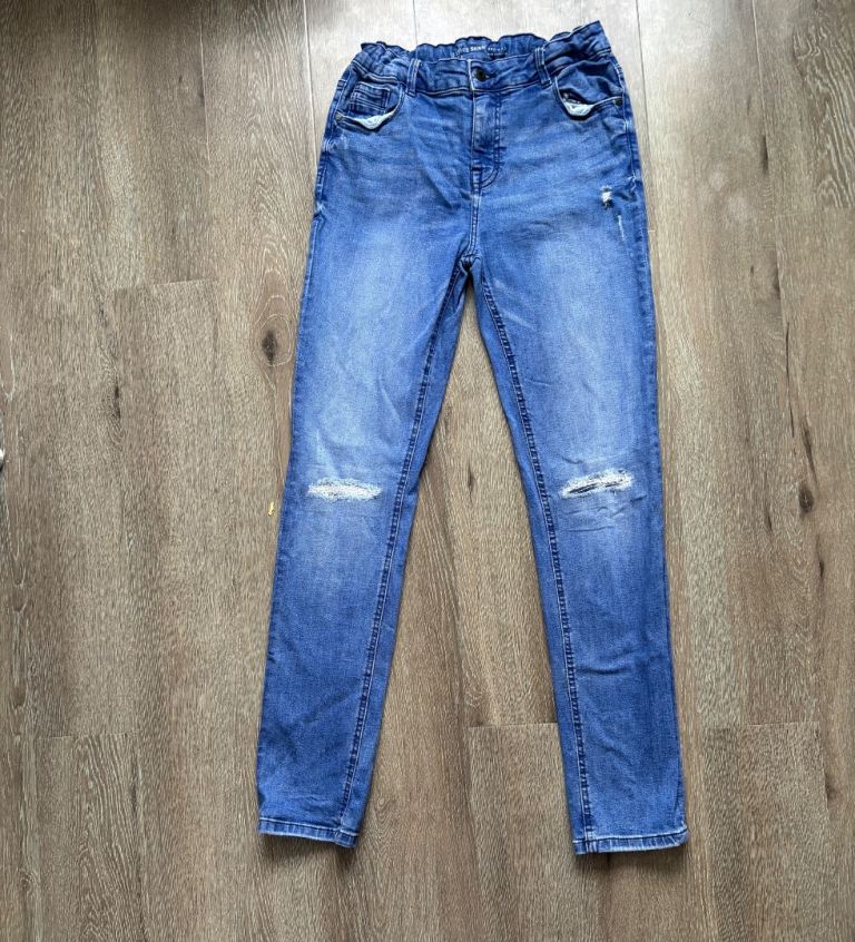 Ripped Denim jeans for teens 