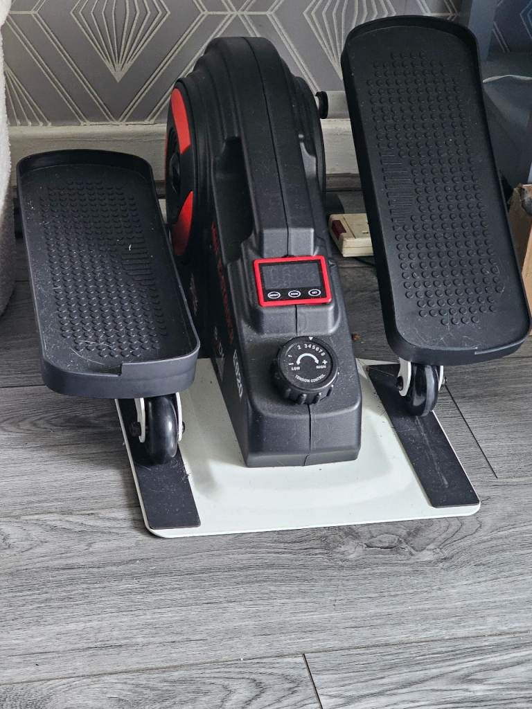 Manual leg machine