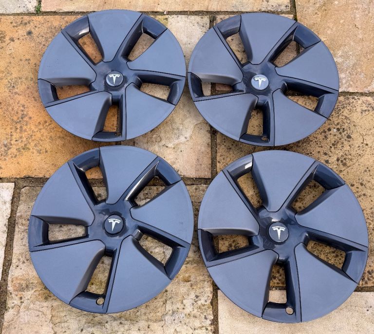 Set of 4 TESLA MODEL 3 WHEEL 18” WHEEL TRIM COVER HUB CAP AERO 1044271-00-A