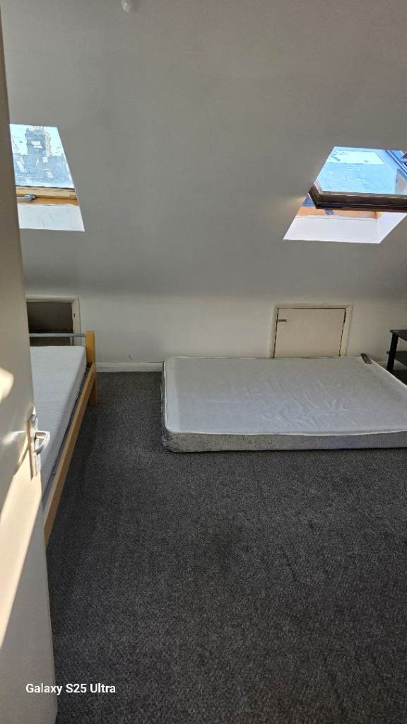 Studio flat available for family or couple