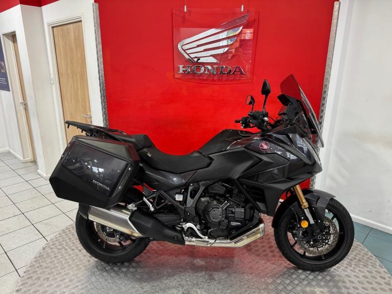 2024 '25' Honda NT1100 ES DCT 