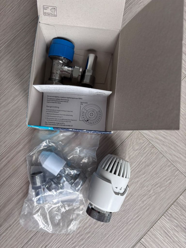 Drayton RT212 Thermostatic Radiator Valve - New