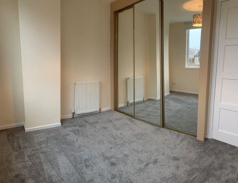 Springfield Road Unfurnished 2/3 Bed Semi detached house for Rent 