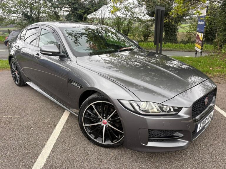 JAGUAR XE 2.0 i R-Sport 2018
