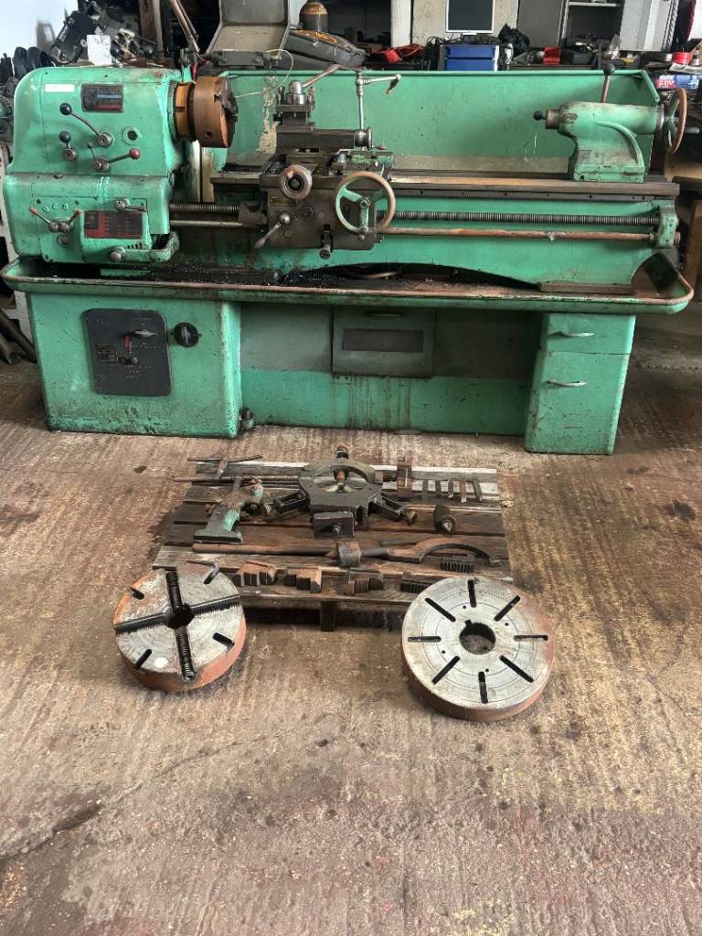 image for Colchester triumph metal lathe 