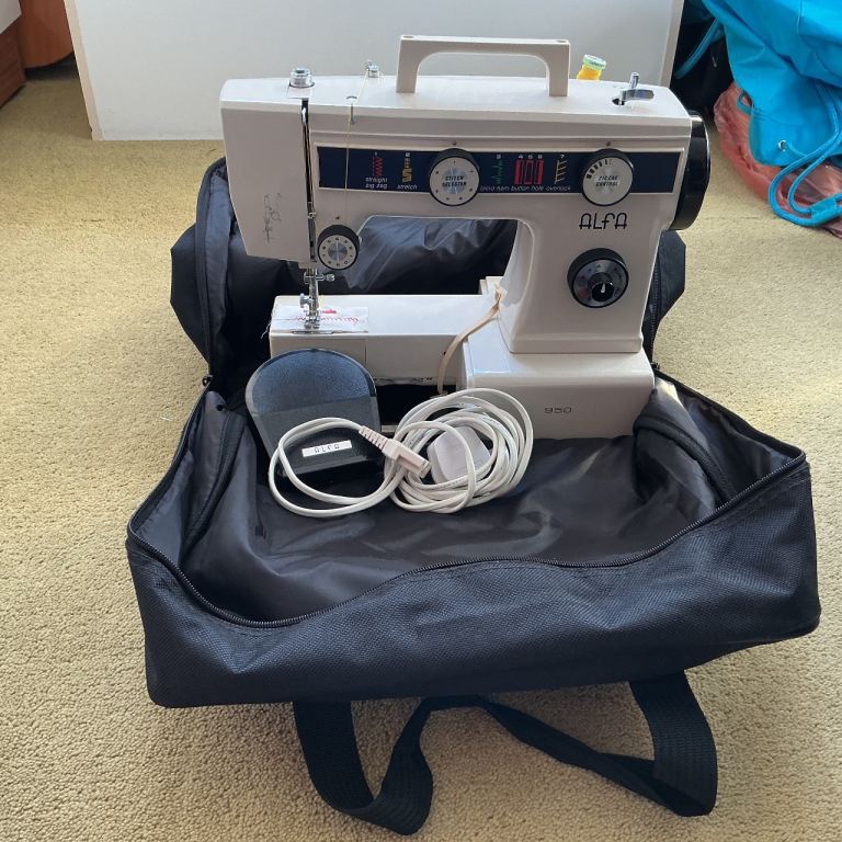 Alfa model 950 automatic sewing machine 