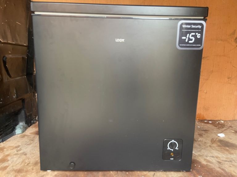 LOGIK chest freezer immaculate condition can deliver 