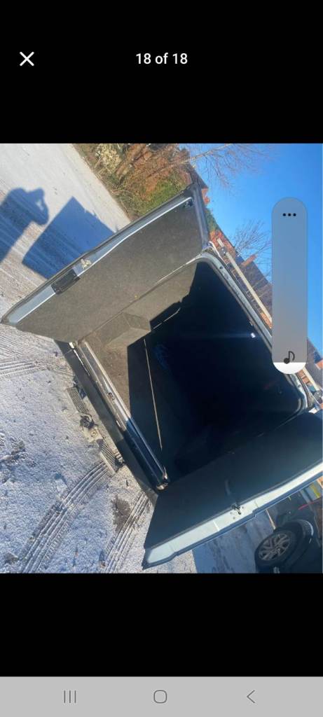 Free Double bed & single bed with mattresses 