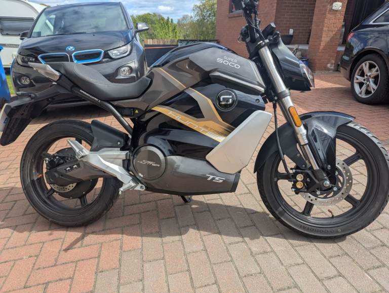 2024 Super Soco Street Hunter TS - Dual battery