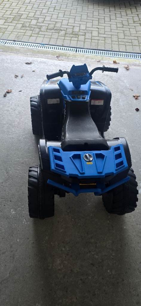 Boys electric quad