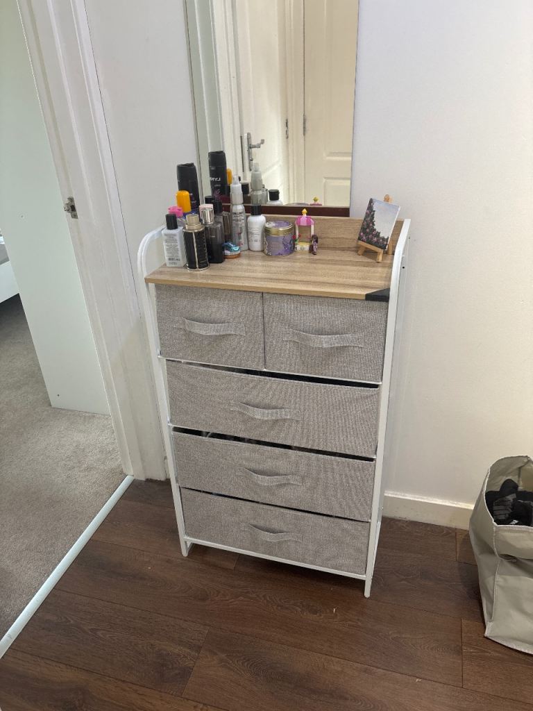 5-Drawer Fabric Storage Unit – Grey & White, Good Condition