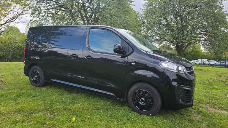 Vauxhall, VIVARO, Panel Van, 2021, Manual, 1499 (cc)