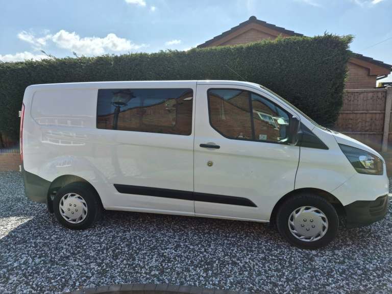 2018 Ford Transit Custom 2.0 TDCi 105ps Low Roof D/Cab Van PANEL VAN Diesel Manual