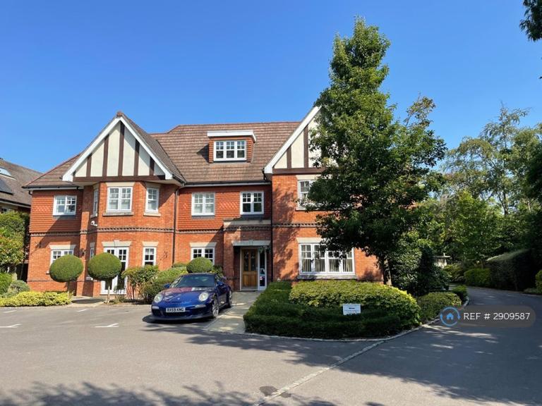 1 bedroom flat in London Road, Binfield, RG42 (1 bed) (#2909587)