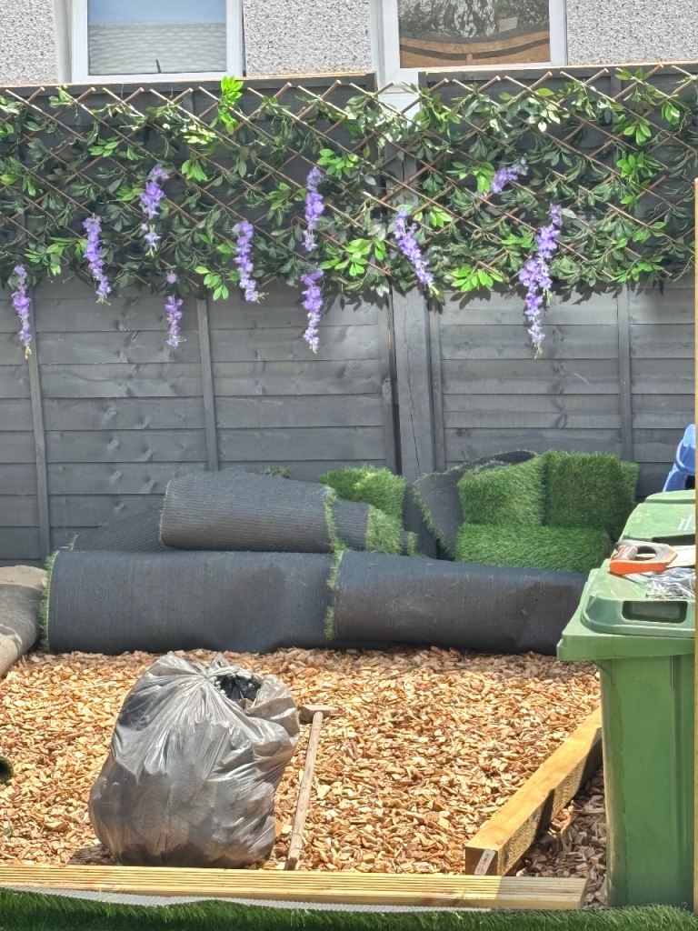 Artificial 40mm grass off cuts 